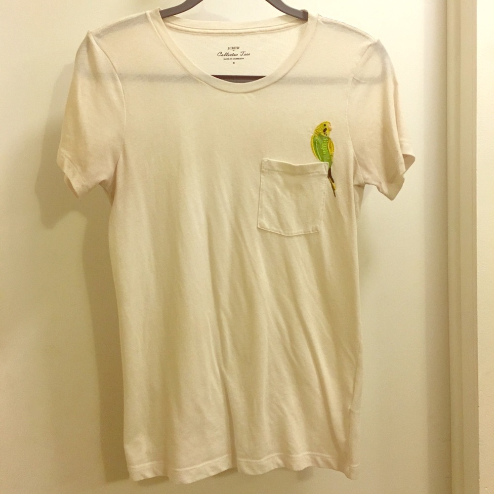Super cute J. Crew parrot tee with frocket